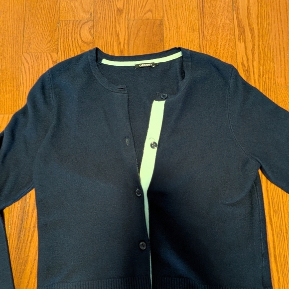 Classic Navy Women's Cardigan - Picture 3 of 6